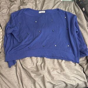 Stylish Blue Off-the-Shoulder Sweater